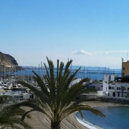 Paseo Maritimo Wifi Apartment *